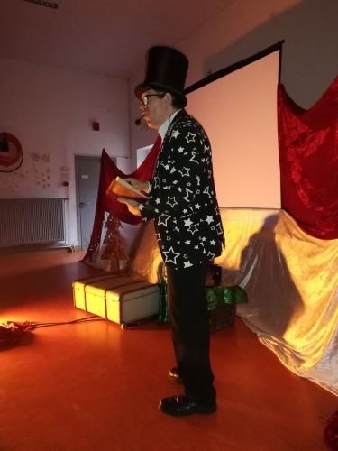 2019-12-Spectacle-offert-par-St-Nicolas-001